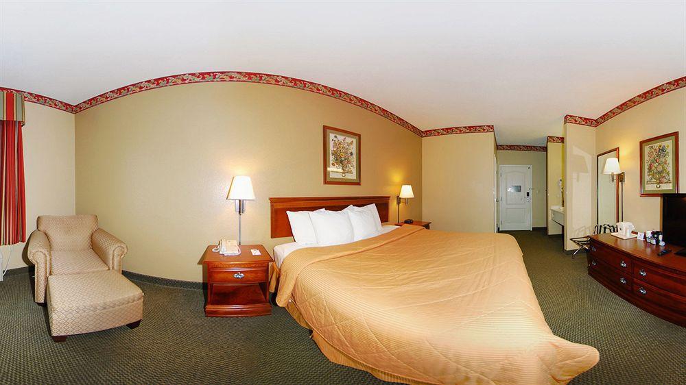 Comfort Inn & Suites Bryant - Benton Exterior photo